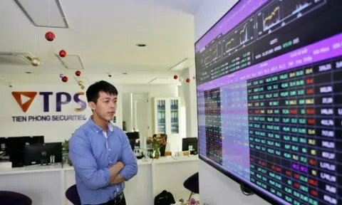 Đặt cọc 500 tỷ mua bất động sản nhưng không báo cáo, công ty chứng khoán thuộc hệ sinh thái Ngân hàng TPBank bị xử phạt