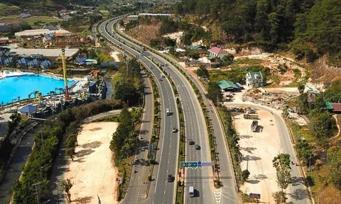 Lâm Đồng: 3 siêu dự án đô thị đang "đứng bánh"