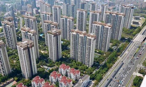 Thêm doanh nghiệp bất động sản Trung Quốc không trả được nợ, chuỗi domino sụp đổ bắt đầu?