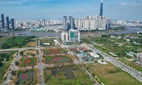 Nhiều doanh nghiệp 'té nước theo mưa' sau vụ đấu giá đất Thủ Thiêm