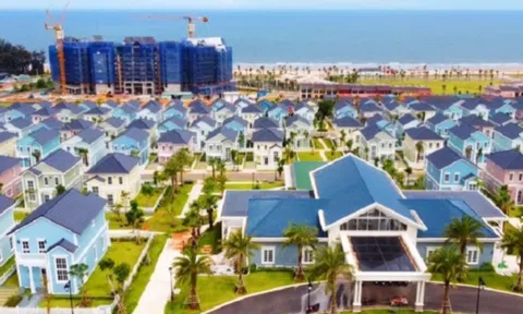 Nhân sự ngành bất động sản: Kẻ giảm lương, người mất việc, mờ mịt tương lai