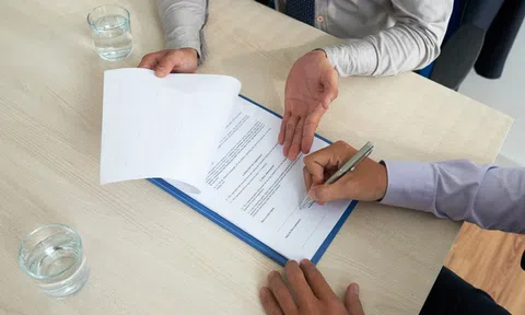 Cẩn trọng với 4 loại hợp đồng mua, bán nhà đất dễ ''trắng tay''